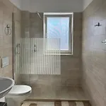 Koa - Family Crib Apartment *